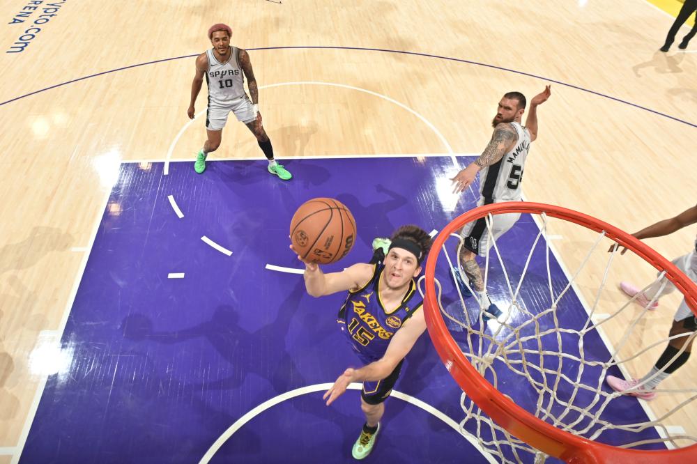 德转列欧冠球员冠军榜：皇马4将均夺得6冠，C罗、马尔蒂尼5冠