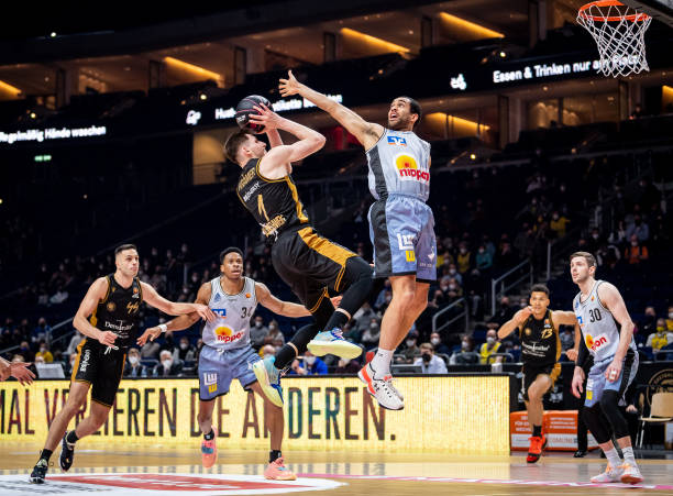 的较量中 的较量中